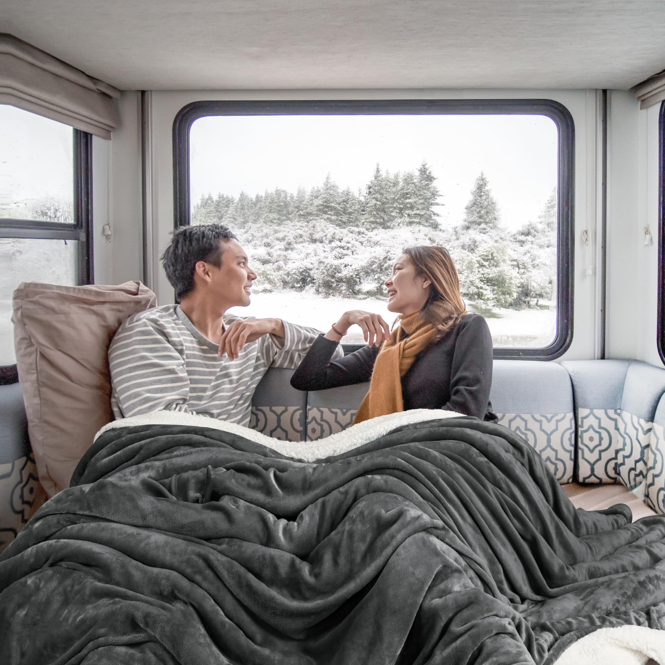 Amazon.com: Utopia Bedding Sherpa Blanket King Size (Grey, 90x102